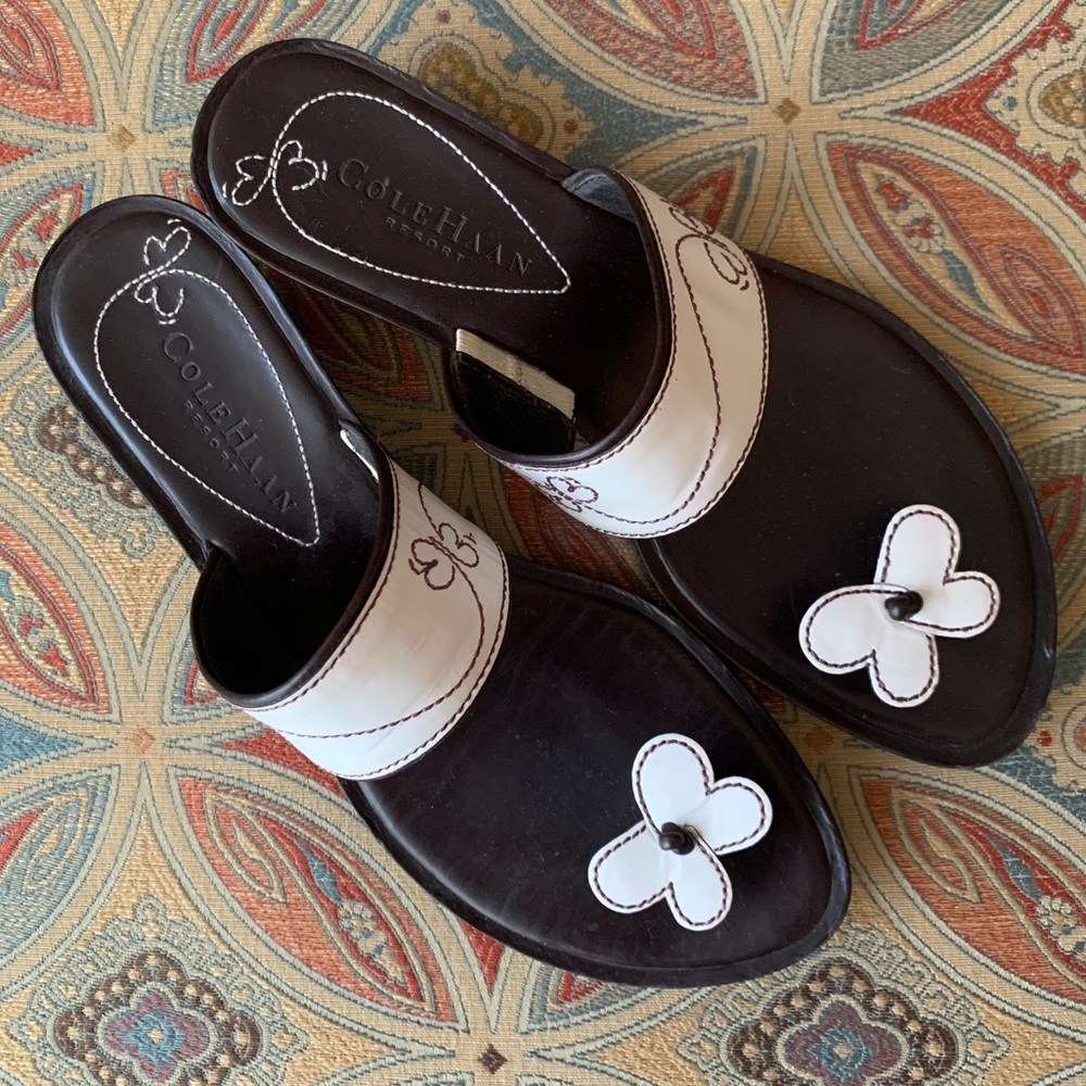 COLE HAAN Resort Butterfly Flower Slide Sandals Brown and White Size 7.5